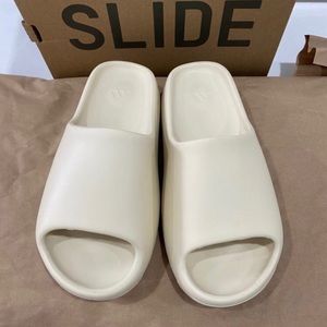 Yeezy slides size 10 bone